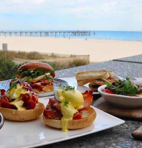 Pier Luxury Apartments - Accommodation Main Beach 0