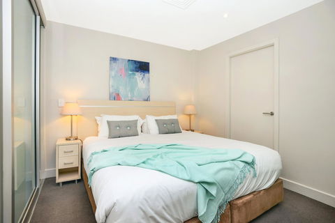 Pier Luxury Apartments - Accommodation Main Beach 30