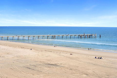 Pier Luxury Apartments - Accommodation Main Beach 6