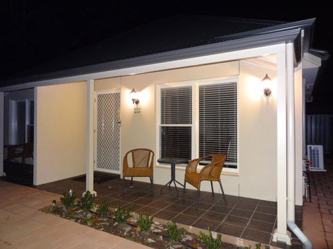 Hahndorf Oak Tree Cottages - Accommodation Main Beach 2
