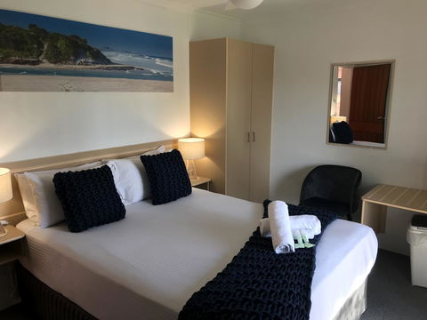 OCEAN BREEZE MOTEL - Accommodation Main Beach 6