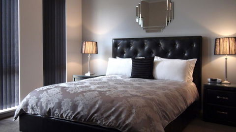 Casavino Luxury Villa - Accommodation Main Beach 21