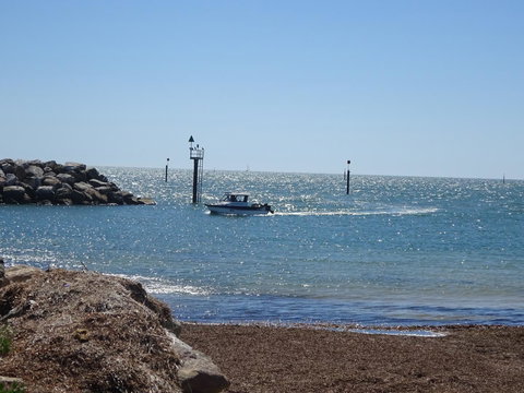 Selene Holiday Apartment @West Beach - Accommodation Main Beach 11