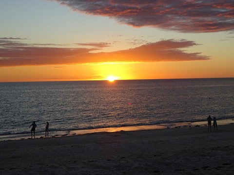 Selene Holiday Apartment @West Beach - Accommodation Main Beach 10