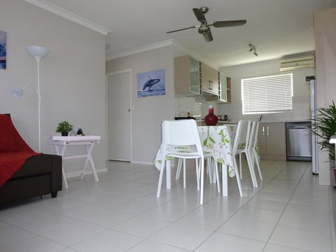 Selene Holiday Apartment @West Beach - Accommodation Main Beach 1