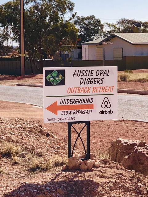 Aussie Opal Diggers Outback Retreat-Undergound - Accommodation Main Beach 24