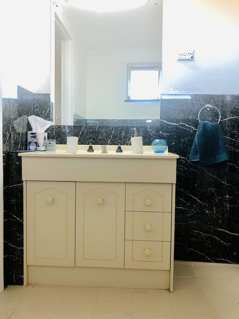 Aussie Opal Diggers Outback Retreat-Undergound - Accommodation Main Beach 20