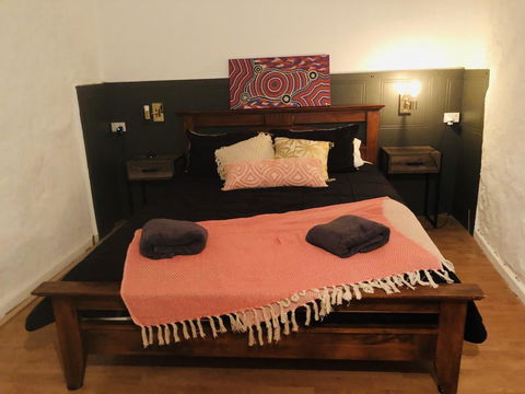 Aussie Opal Diggers Outback Retreat-Undergound - Accommodation Main Beach 13