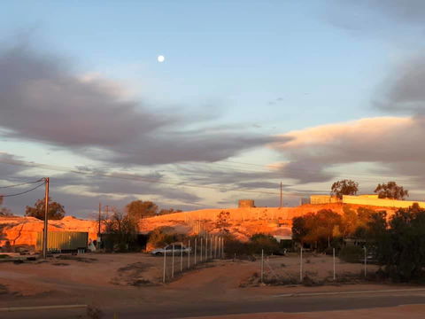 Aussie Opal Diggers Outback Retreat-Undergound - Accommodation Main Beach 3