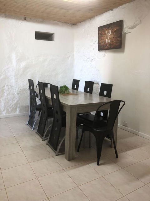Aussie Opal Diggers Outback Retreat-Undergound - Accommodation Main Beach 15