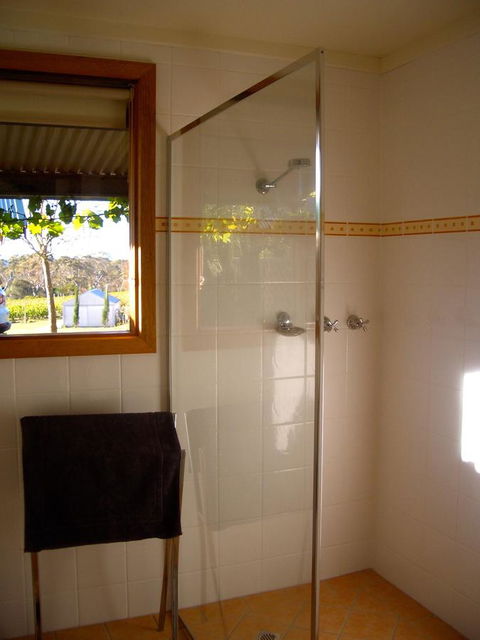 STUDIO ECHUNGA Adelaide Hills - Accommodation Main Beach 14