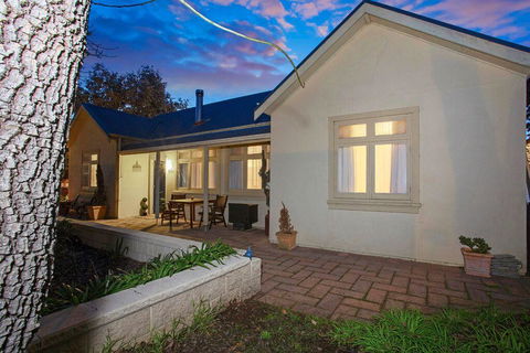 Hahndorf House B&B - Accommodation Main Beach 32