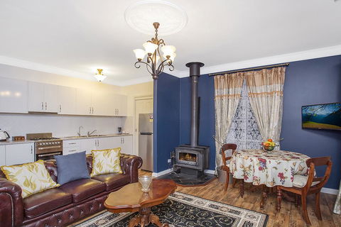 Hahndorf House B&B - Accommodation Main Beach 6