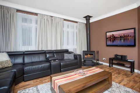 Hahndorf House B&B - Accommodation Main Beach 28