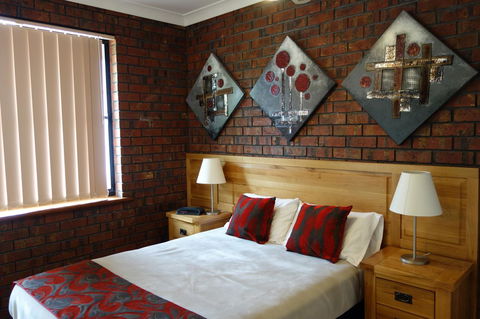 Glenelg Gateway Apartments - Accommodation Main Beach 0
