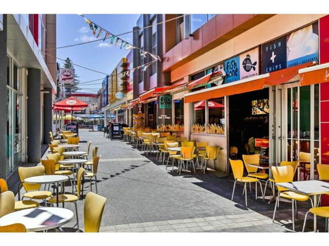 Glenelg Gateway Apartments - Accommodation Main Beach 12