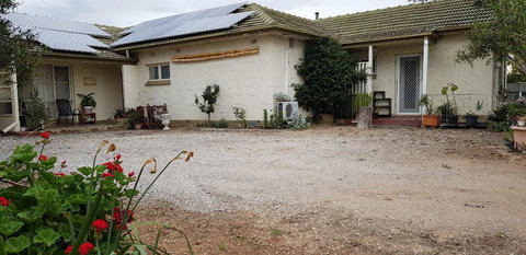 Unit In Marion - Accommodation Main Beach 1