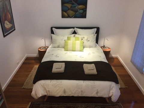 Smiths Lake House - Accommodation Main Beach 0