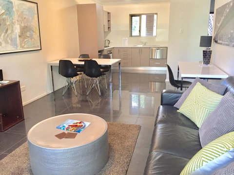Adelaide DressCircle Apartments - Archer Street - Accommodation Main Beach 13