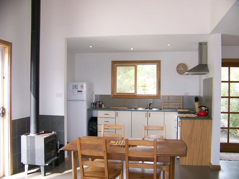 Mallee Bark Retreat - Accommodation Main Beach 4