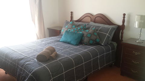 The Quorn-er House - Accommodation Main Beach 9