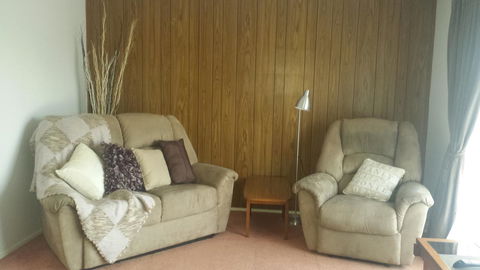 The Quorn-er House - Accommodation Main Beach 16