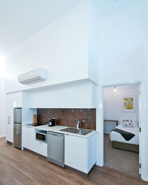 Loxton Courthouse Apartments - Accommodation Main Beach 9