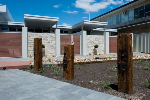 Loxton Courthouse Apartments - Accommodation Main Beach 7