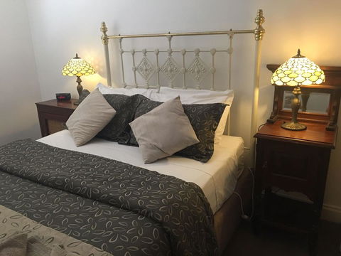 Amy\'s House Bed & Breakfast - Accommodation Main Beach 18