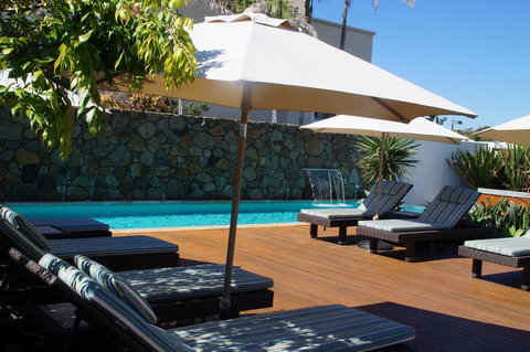 Bayview Beachfront Apartments, In Town Right On The Beach - Accommodation Main Beach 18