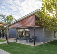 Paringa Resort - Accommodation Main Beach