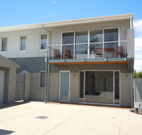 Elandra Holiday Home - Accommodation Main Beach
