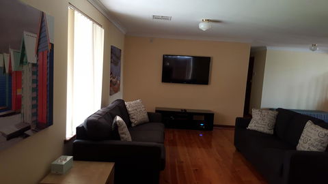 Breeze On Scenic - Accommodation Main Beach 1