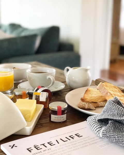 Esto House - Accommodation Main Beach 15