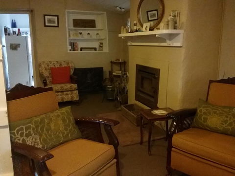 The Pig And Whistle - Accommodation Main Beach 28