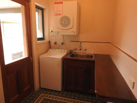 Angaston Saleyards Luxury Accommodation - Accommodation Main Beach 34