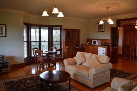 Angaston Saleyards Luxury Accommodation - Accommodation Main Beach 37