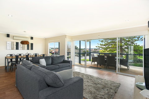 'Hope House' - Encounter Bay - Accommodation Main Beach 5