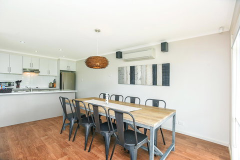 'Hope House' - Encounter Bay - Accommodation Main Beach 8