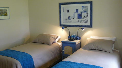 Camawald Coonawarra Cottage B&B - Accommodation Main Beach 8