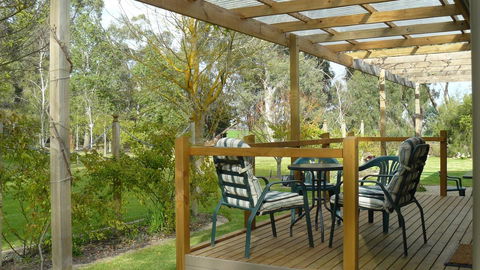 Camawald Coonawarra Cottage B&B - Accommodation Main Beach 5