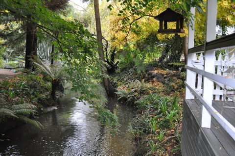 Aldgate Valley Bed And Breakfast - Accommodation Main Beach 36