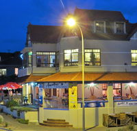 McCloud House - Accommodation Main Beach