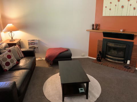 Oats Cottage - Accommodation Main Beach 5