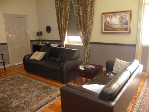 Country Bakehouse Accommodation - Accommodation Main Beach 4