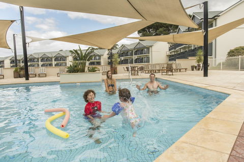 Novotel Barossa Valley Resort - Accommodation Main Beach 19
