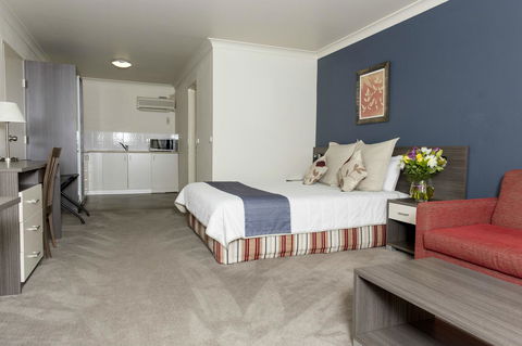 Bathurst Motor Inn - Accommodation Main Beach 11