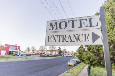 Bathurst Motor Inn - Accommodation Main Beach 35
