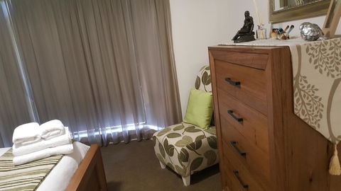 Jacaranda Homestay - Accommodation Main Beach 10