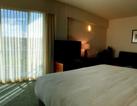 Port Lincoln Hotel - Accommodation Main Beach 2